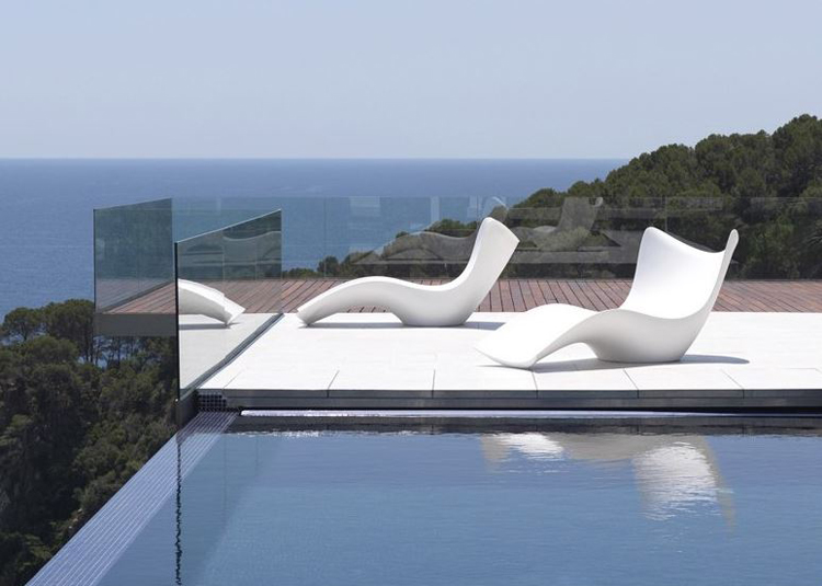 VONDOM sun bed chaise longue SURF