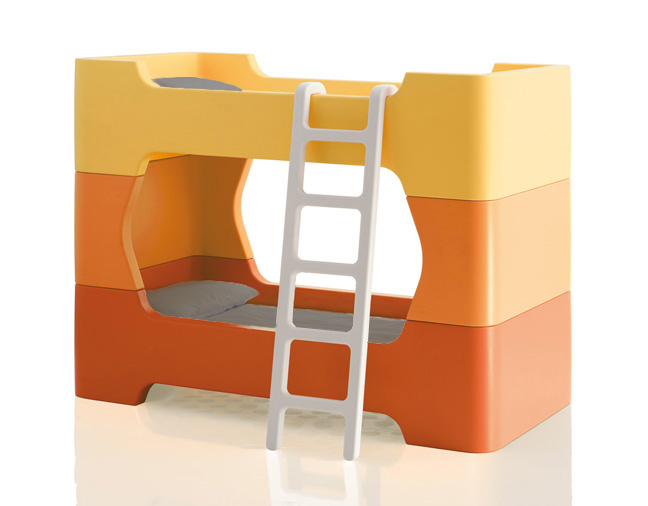 MAGIS lit superposé pour enfants avec échelle sans matelas BUNKY (Orange - Polyéthylène)
