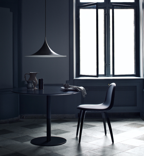 GUBI suspension lamp SEMI Ø60 cm