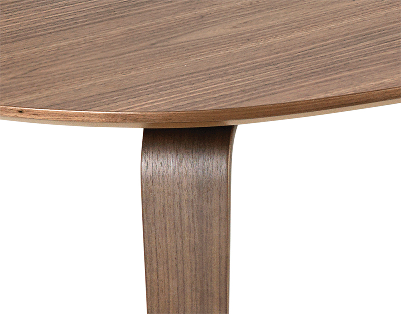 GUBI DINING TABLE elliptical