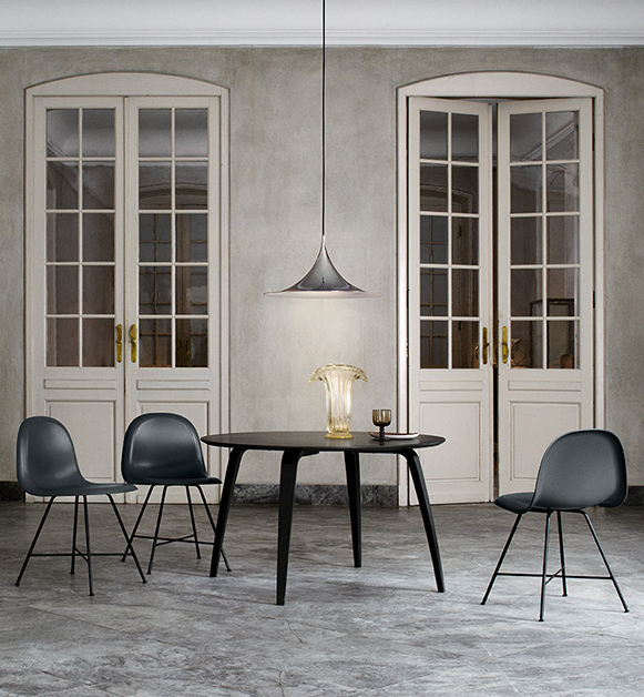 GUBI DINING TABLE round