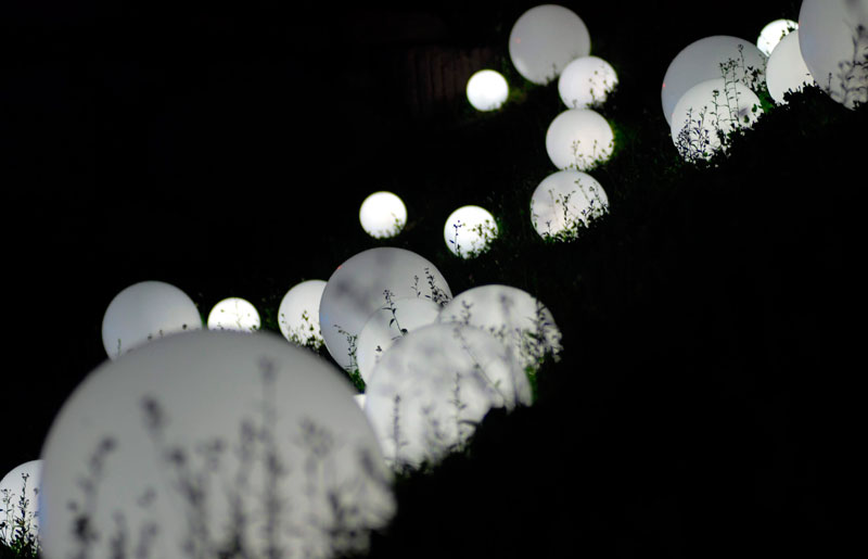 SLIDE lampadaire pour extérieur GLOBO OUT