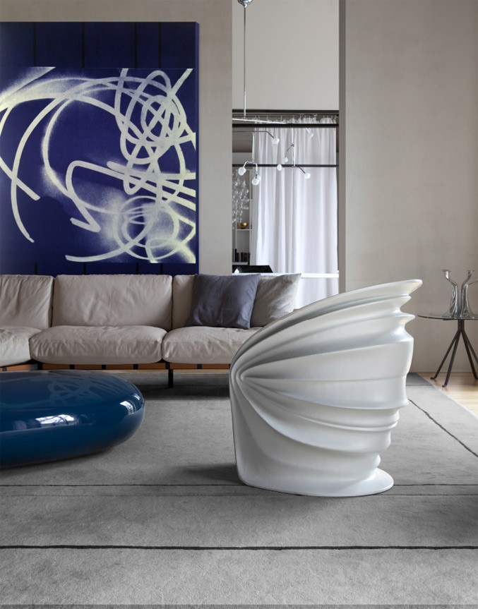 DRIADE armchair MODESTY VEILED