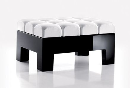 MYYOUR pouf Modì (Base blanche / siège noir - Faux cuir)