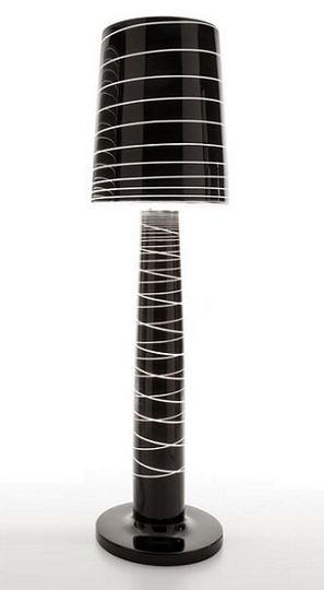 SERRALUNGA lampadaire LADYJANE (Noir laqué - LLDPE)