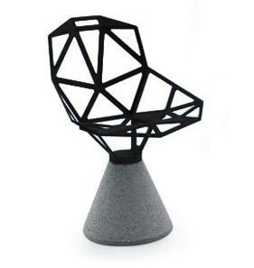 MAGIS chaise pivotante avec base CHAIR_ONE (Noir - aluminium et cemento)