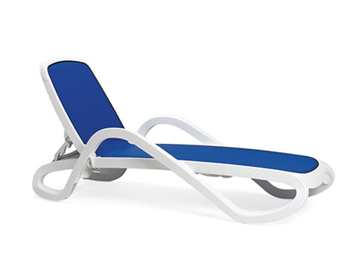 NARDI set de 2 bains de soleil avec accoudoirs ALFA CONTRACT COLLECTION (Blanc / Bleu - Polypropylèn
