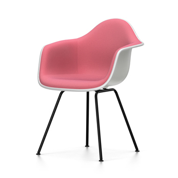 VITRA chaise fauteuil avec rembourrage total et piètement noir Eames Plastic Armchair DAX NOUVELLES