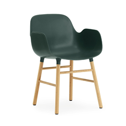 NORMANN COPENHAGEN fauteuil FORM ARMCHAIR avec piètement en chêne