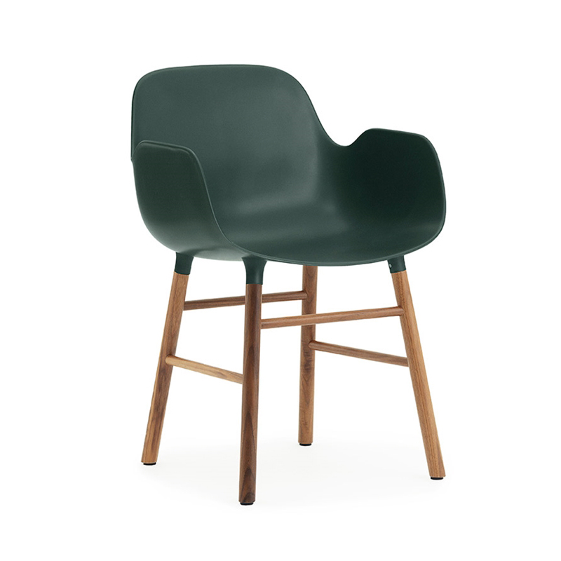 NORMANN COPENHAGEN fauteuil FORM ARMCHAIR avec piètement en noyer (Vert - Polypropylène et noyer)