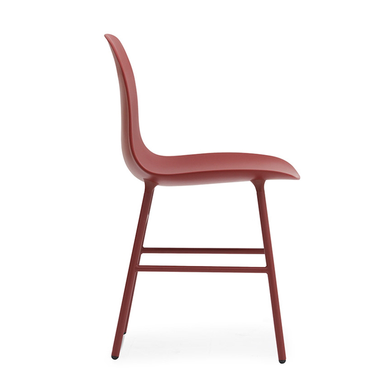 NORMANN COPENHAGEN set de 2 chaises FORM CHAIR avec piètement en acier verni