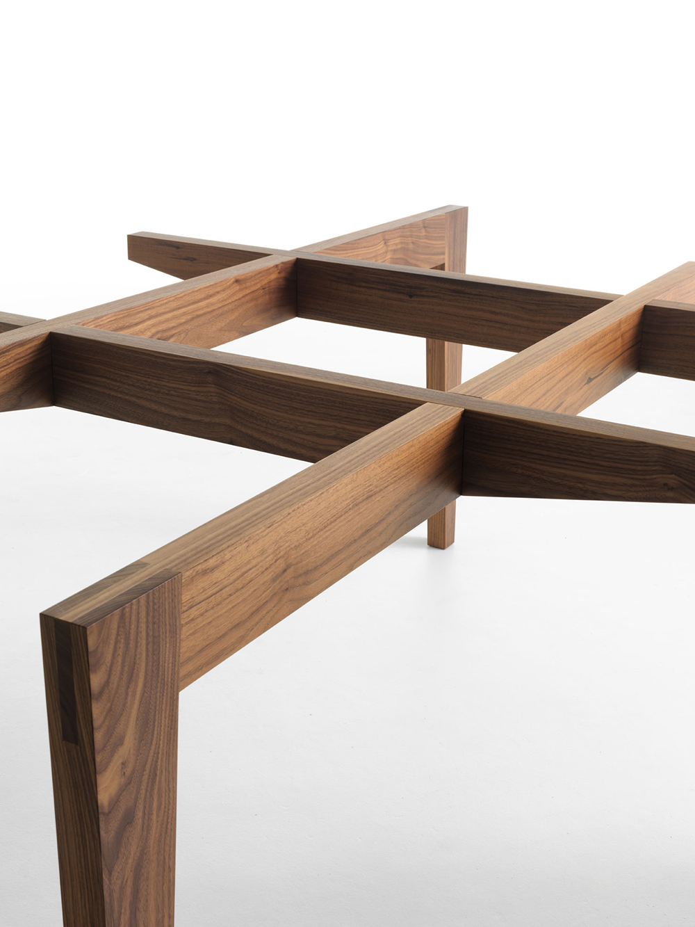 HORM table AUTOREGGENTE 140x140 cm