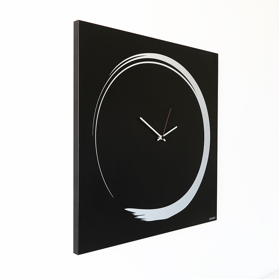 dESIGNoBJECT wall clock S-ENSO CLOCK