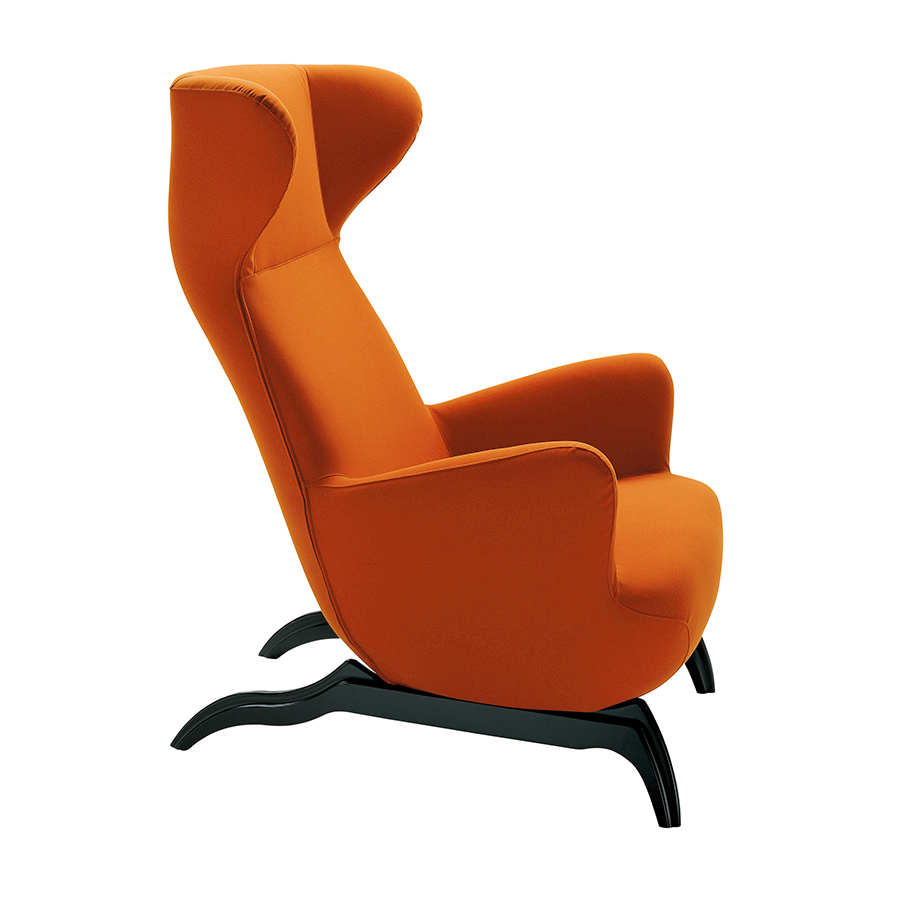 ZANOTTA fauteuil ARDEA CM (Orange - Tissu Cat. 30 Teatro, base en chêne verni noir)