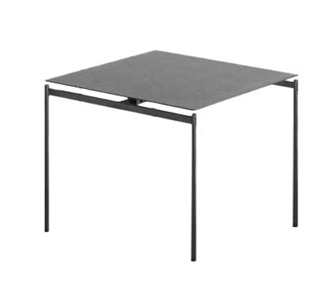HORM table basse TORII (73 x 68 x H40 cm - Plateau en céramique grise et pieds en métal brut)