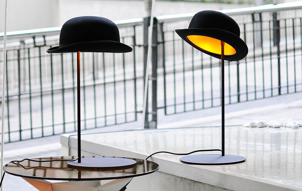 INNERMOST table lamp with hat JEEVES