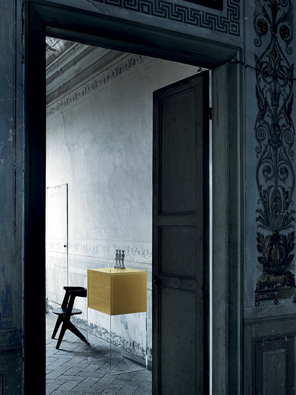 GLAS ITALIA chest of drawers FLOAT