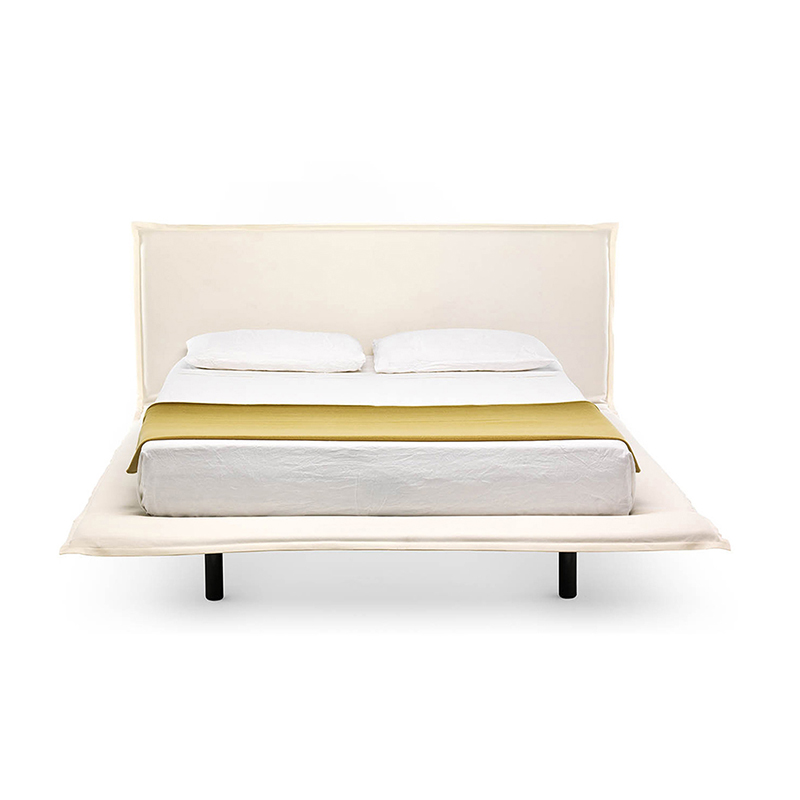 MOGG lit BIG HUG (L200xP225xH95 cm, rembourrage crème, pieds vernis anthracite - Chiffon, bois de hê