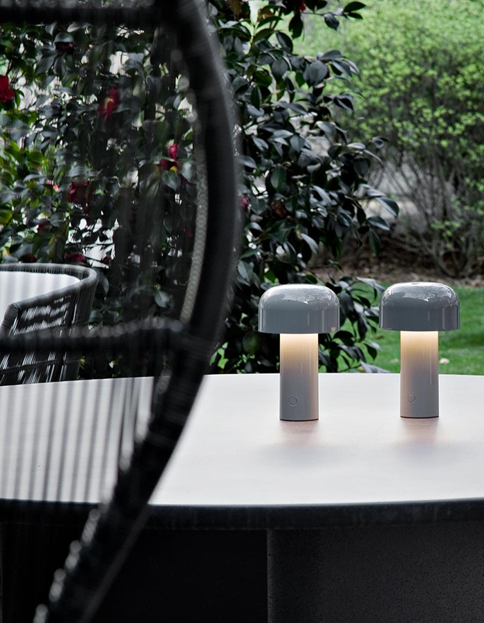 FLOS rechargeable wireless table lamp BELLHOP