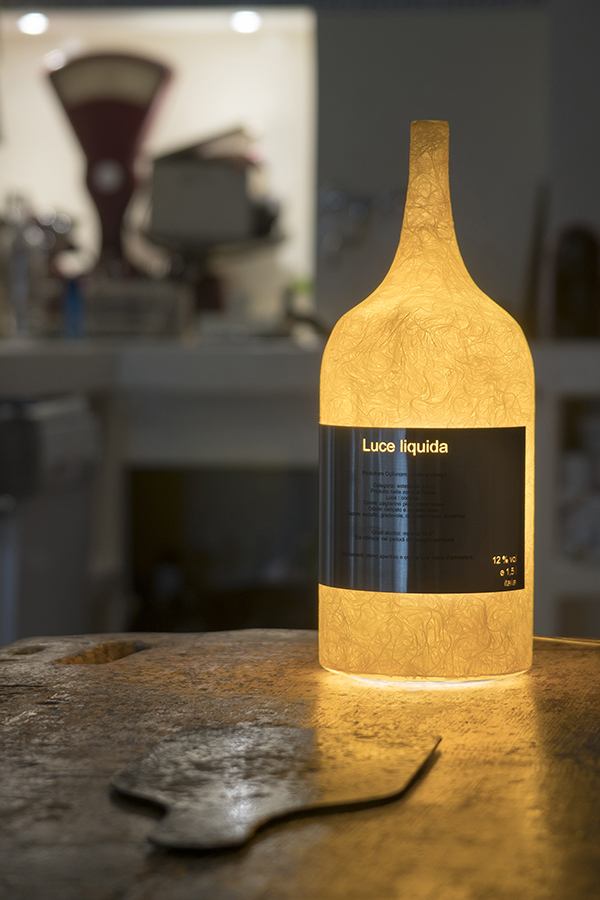 IN-ES.ARTDESIGN lampe de table LUCE LIQUIDA 1