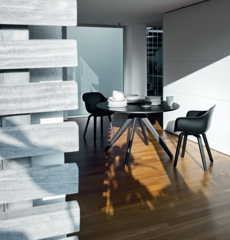 MAGIS table CUCKOO The Wild Bunch