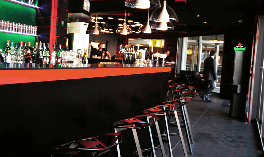 MAGIS set de 2 tabourets pour extérieur STOOL ONE H 84 cm