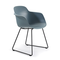 INFINITI set de 4 chaises avec accoudoirs sur traîneau SICLA SLED