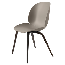 GUBI chaise BEETLE DINING CHAIR base en chêne fumé