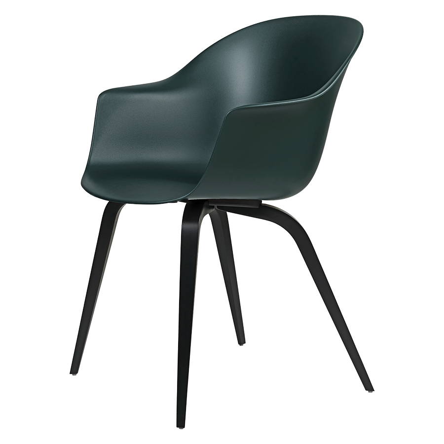 GUBI chaise avec accoudoirs BAT DINING CHAIR avec la base en hêtre noir (Dark green - Polypropylène 