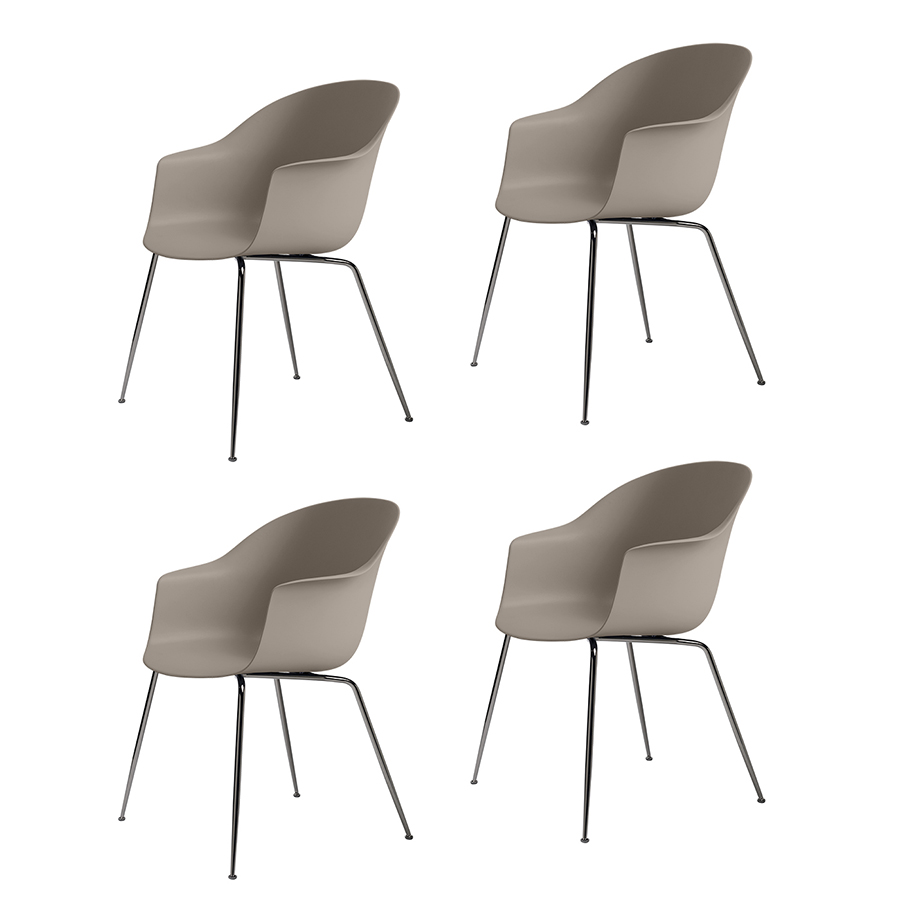 GUBI set de 4 chaises avec accoudoirs BAT DINING CHAIR base chrome noir (New beige - polypropylène e
