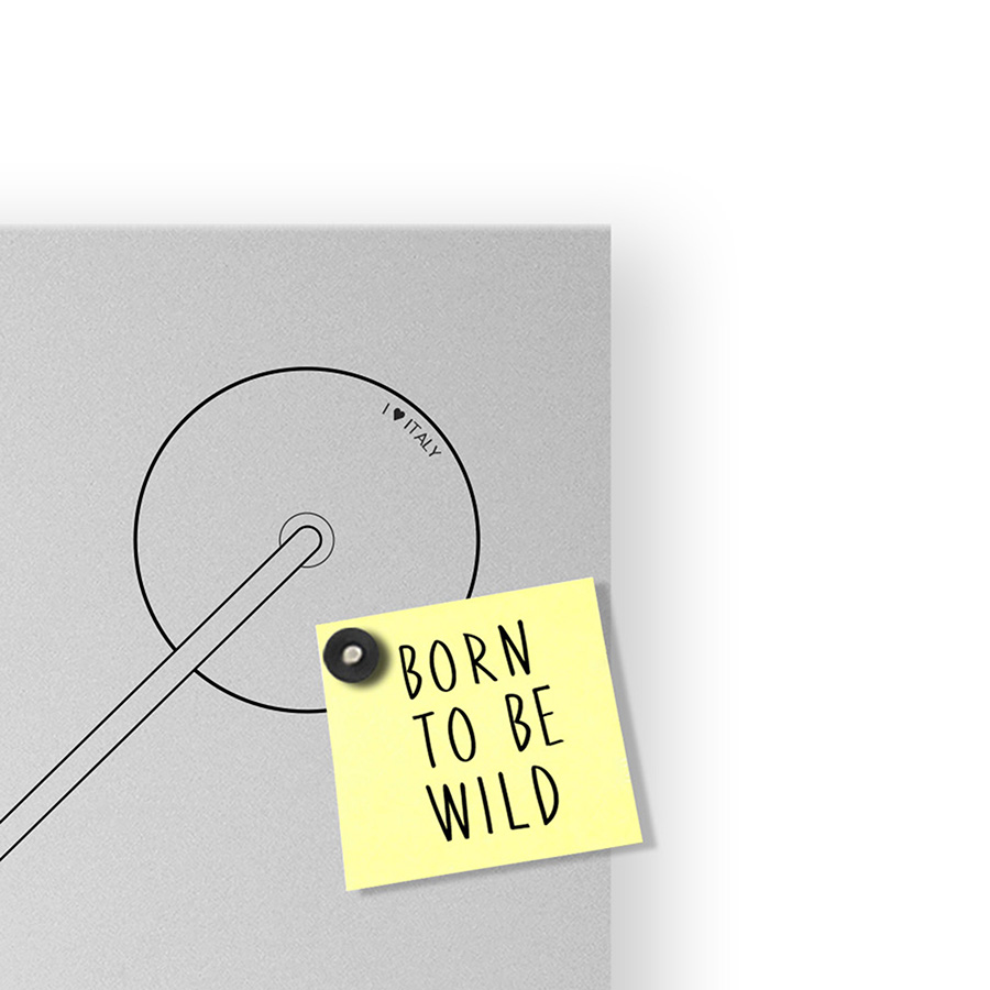 dESIGNoBJECT wall clock SCOOTER