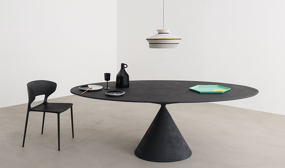 DESALTO oval table CLAY