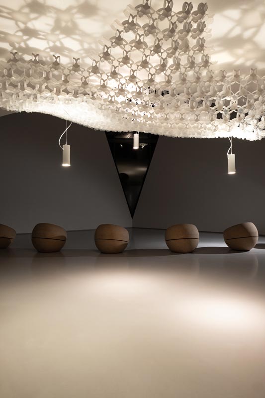 SLAMP lampe à suspension NUVEM composition de 7 modules blancs