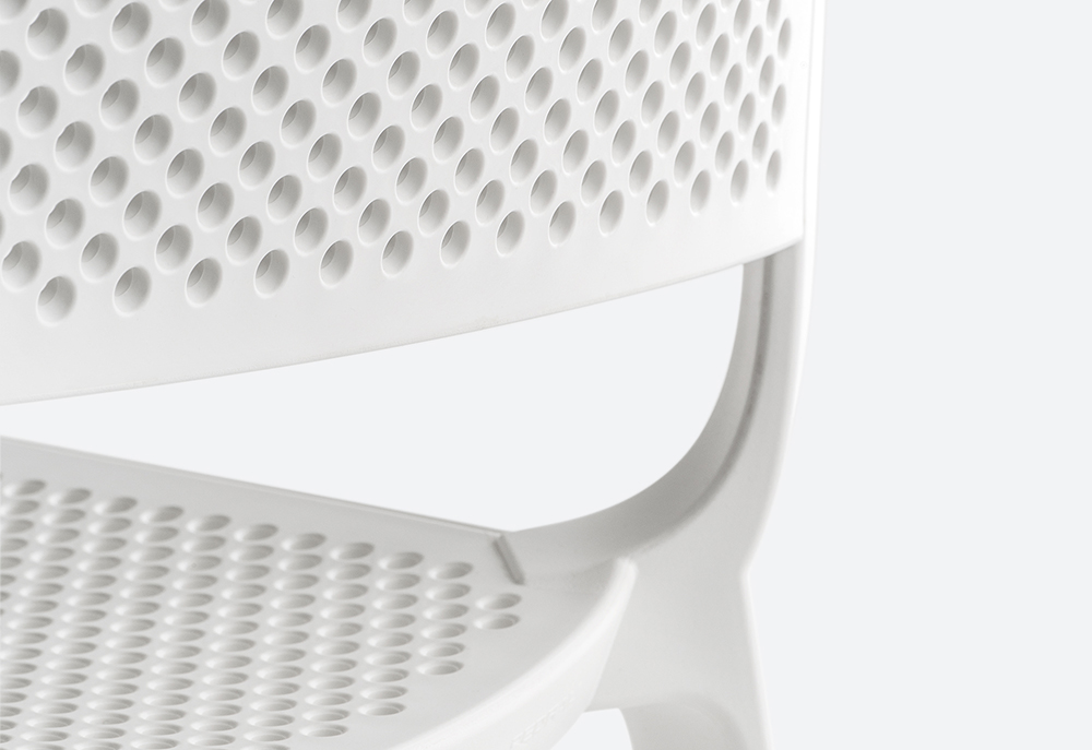 PEDRALI set de 4 chaises perforé DOME 261