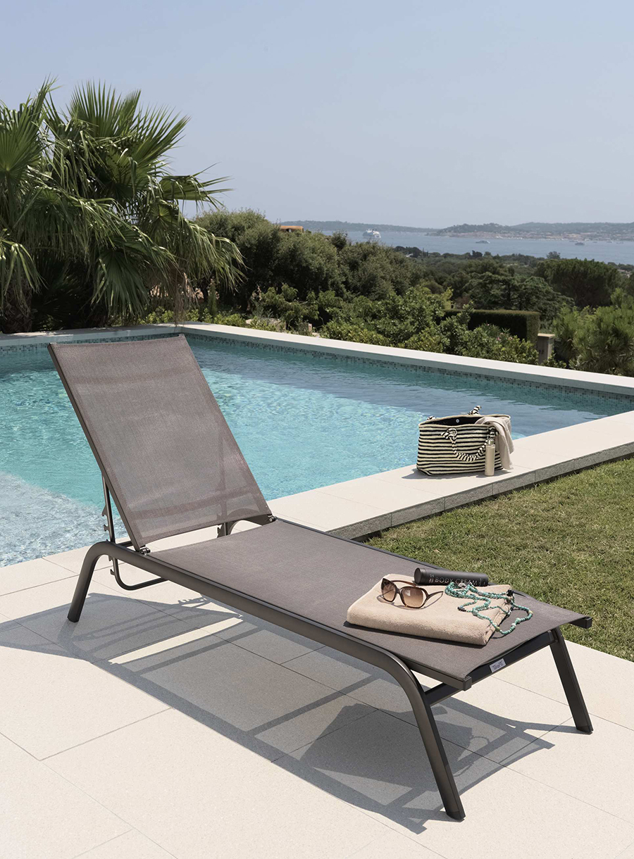 TALENTI outdoor sunbed STEP PiùTrentanove Collection