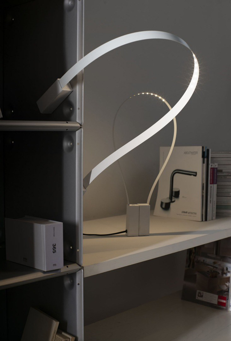 MARTINELLI LUCE table lamp FLUIDA