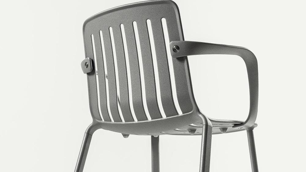 MAGIS set of 2 chairs with arms PLATO