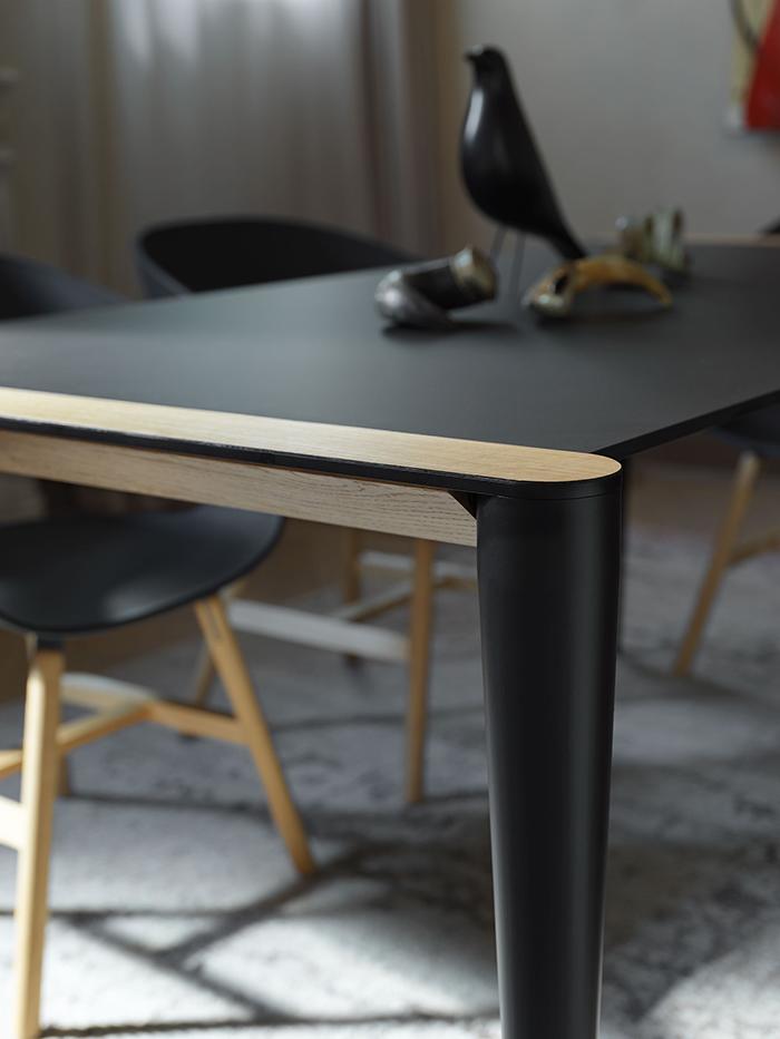 HORM table extensible à rallonge rectangulaire BOLERO avec plateau en Fenix noir