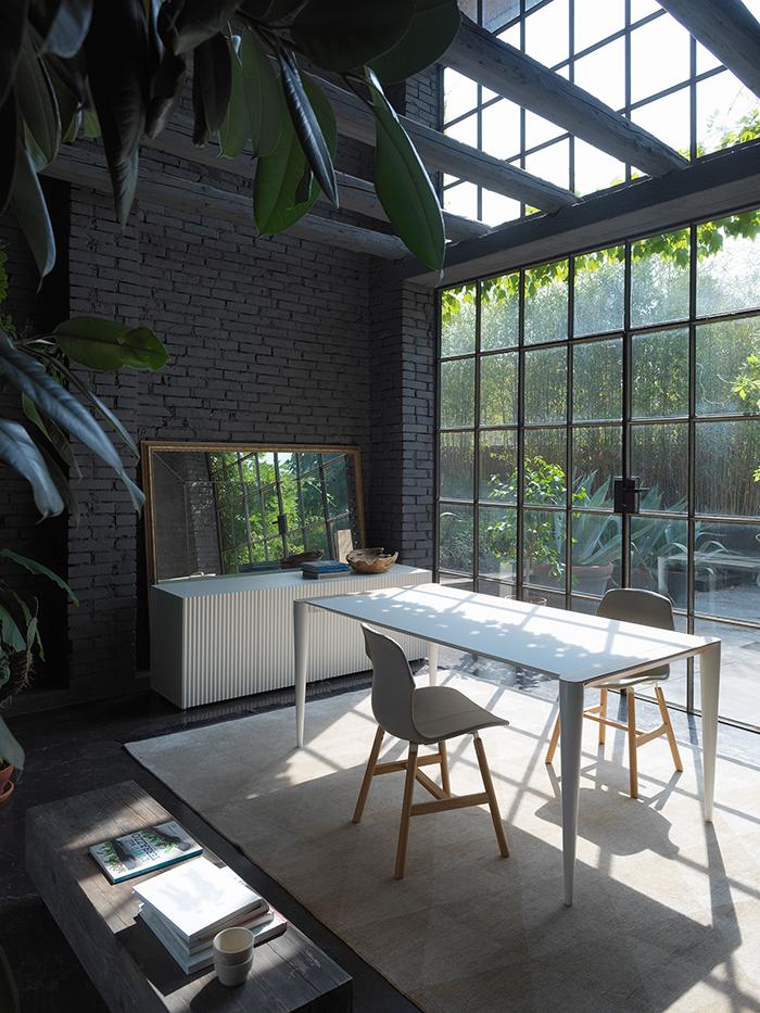 HORM table extensible à rallonge rectangulaire BOLERO avec plateau en Fenix blanc