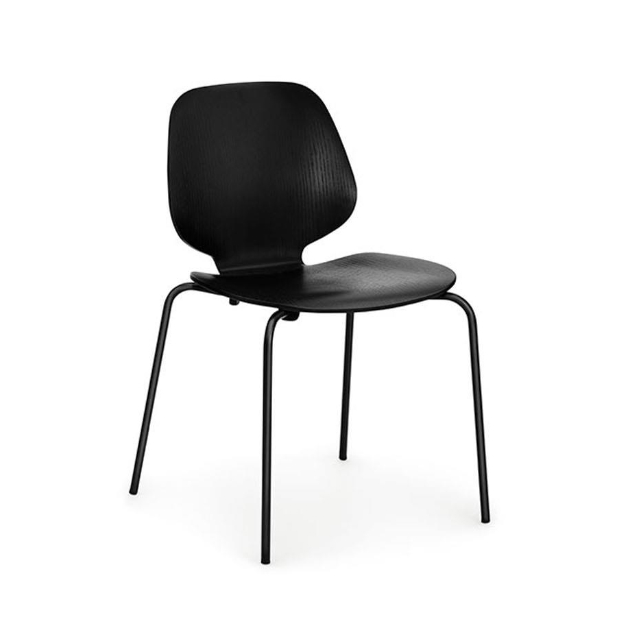 NORMANN COPENHAGEN chaise MY CHAIR avec la base noire (Frêne teinté noir - Bois plaqué peint et méta