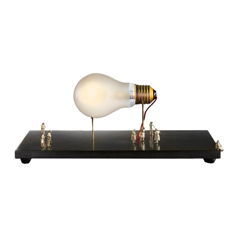 INGO MAURER lampe de table I RICCHI POVERI MONUMENT FOR A BULB (Laiton - Métal et verre)