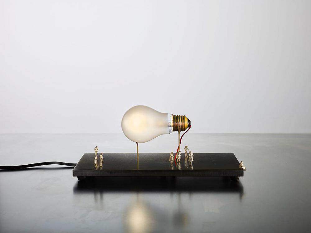 INGO MAURER table lamp I RICCHI POVERI MONUMENT FOR A BULB
