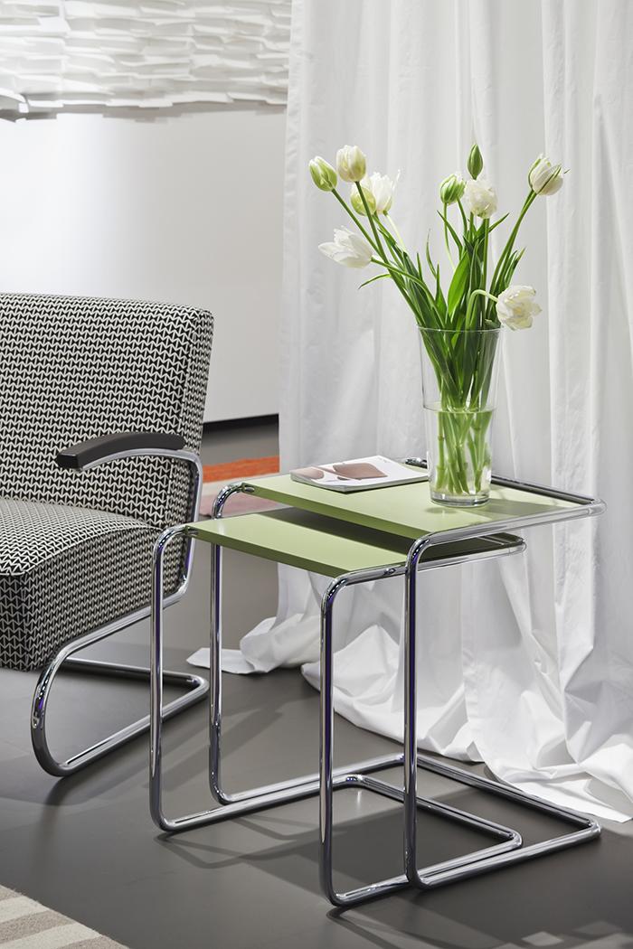 THONET set of 2 coffee tables B 97