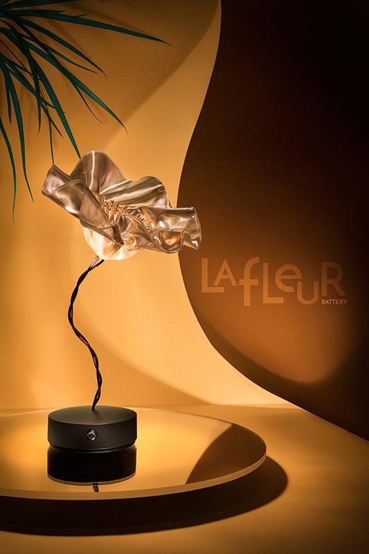 SLAMP lampe de table LAFLEUR BATTERY