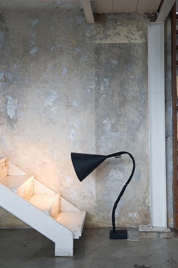 IN-ES.ARTDESIGN lampadaire FLOWER LAVAGNA