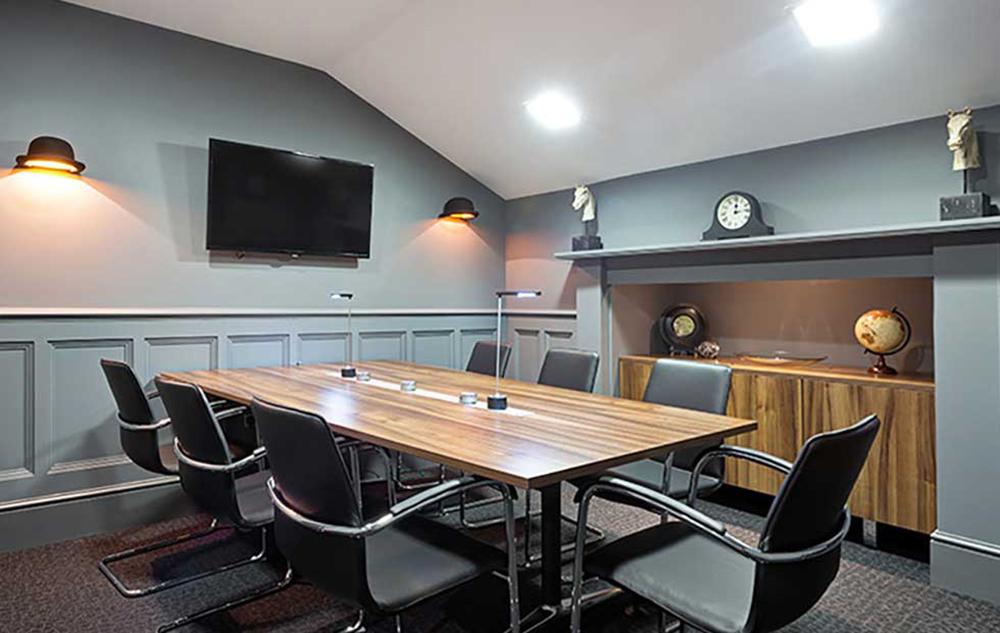 INNERMOST wall lamp with hat JEEVES WALL