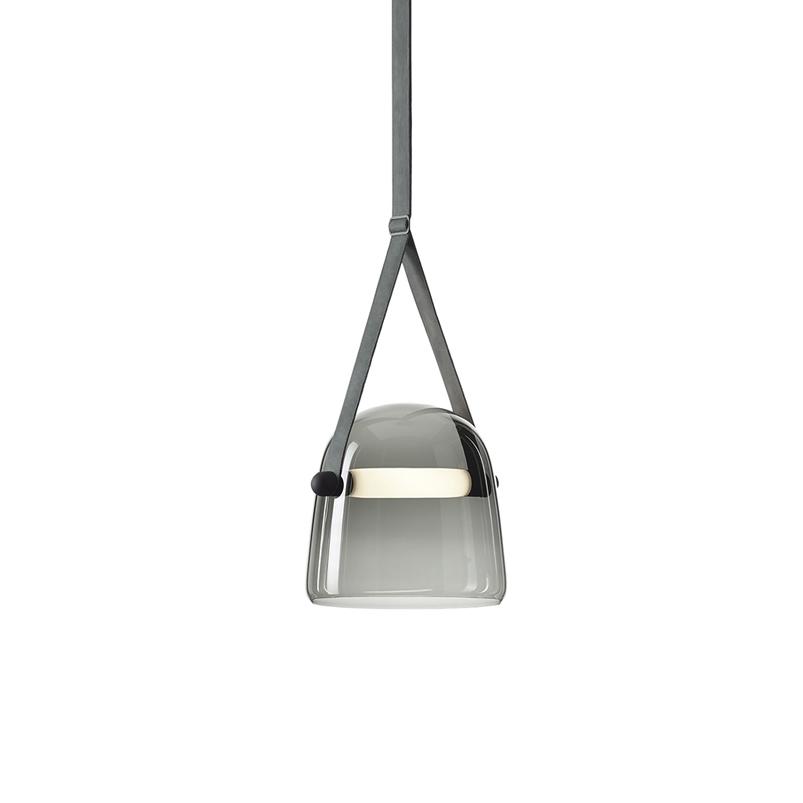 BROKIS lampe à suspension MONA MEDIUM PC979 (Fumé et bracelet gris - Verre et cuir)