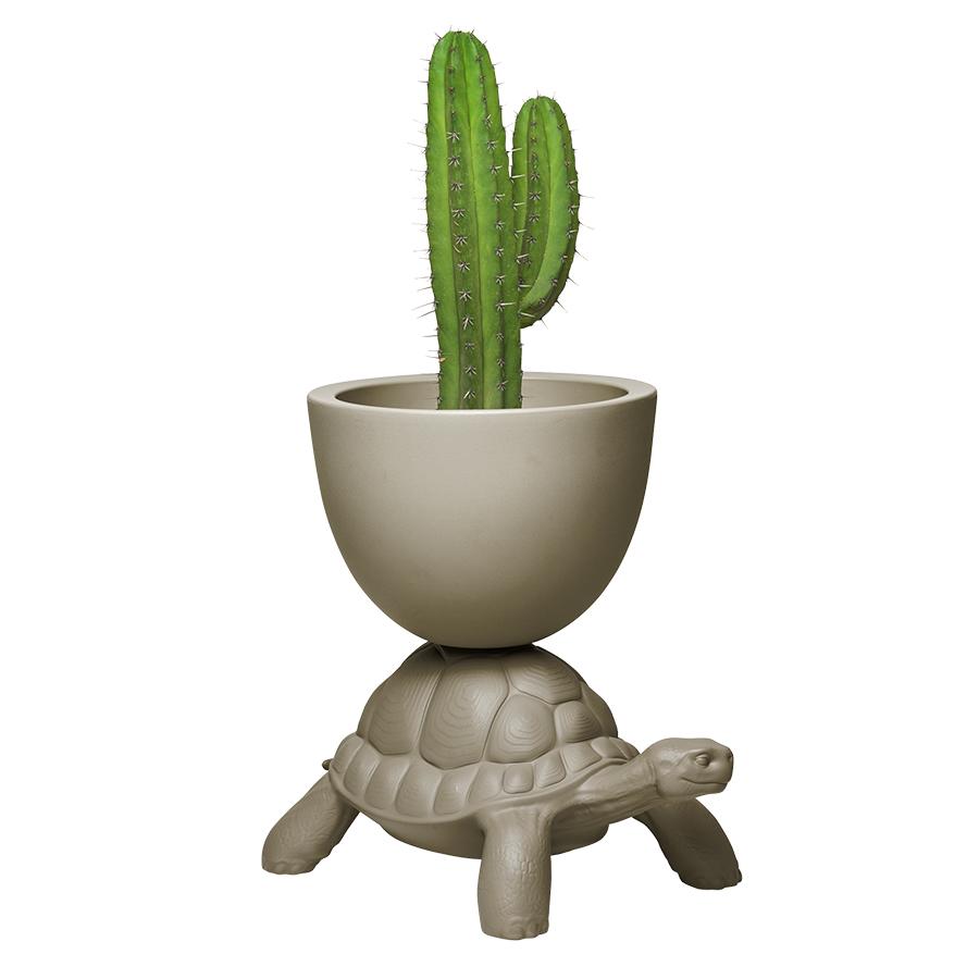 QEEBOO vase TURTLE CARRY PLANTER (Gris tourterelle - Polyéthylène)