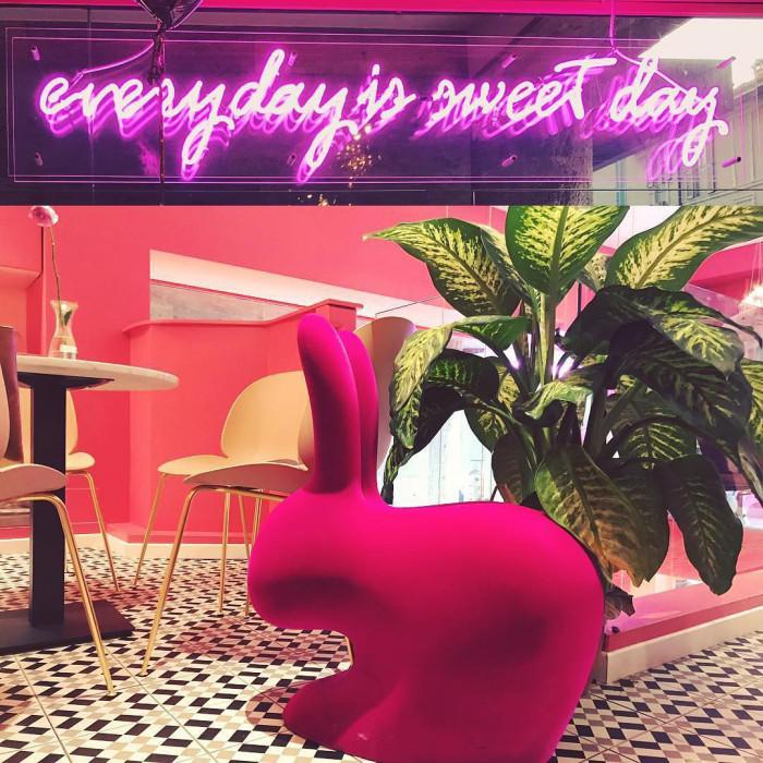 QEEBOO chaise RABBIT CHAIR VELVET FINISH