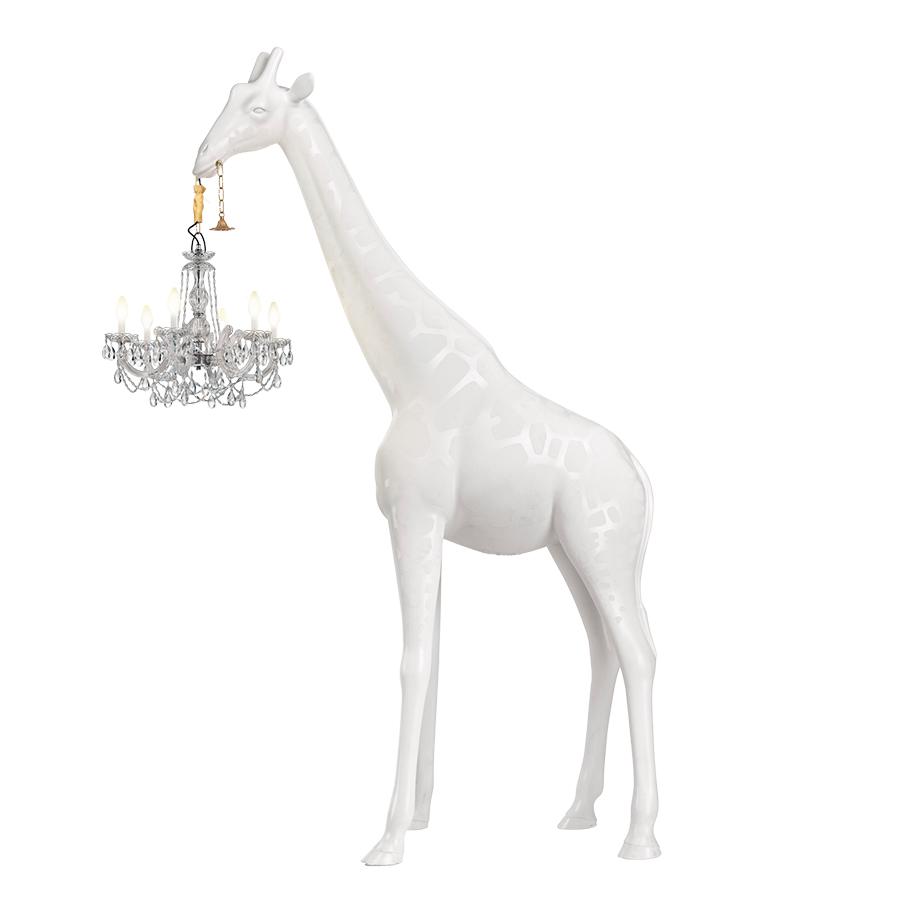 QEEBOO outdoor floor lamp GIRAFFE IN LOVE M OUTDOOR